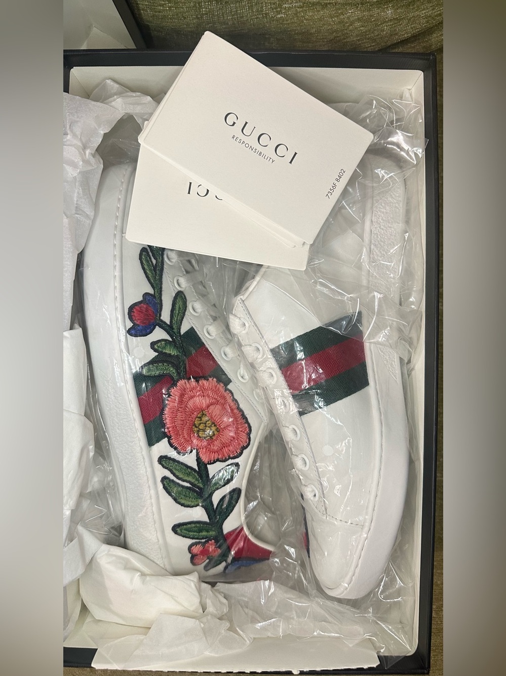 {Gucci } 🌹Ace Embroidered "Floral" sneakers sz 7 Women NIB